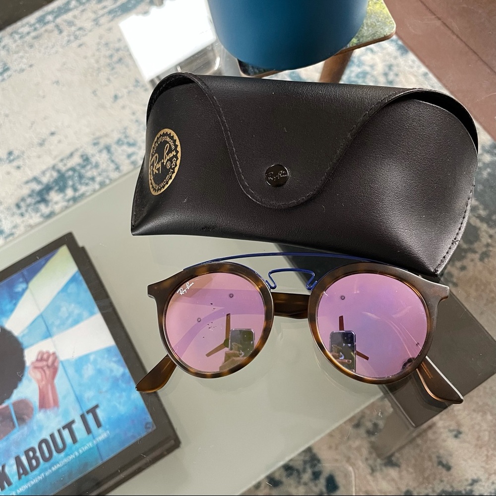 Ray-Ban Sunglasses (round, reflective)
